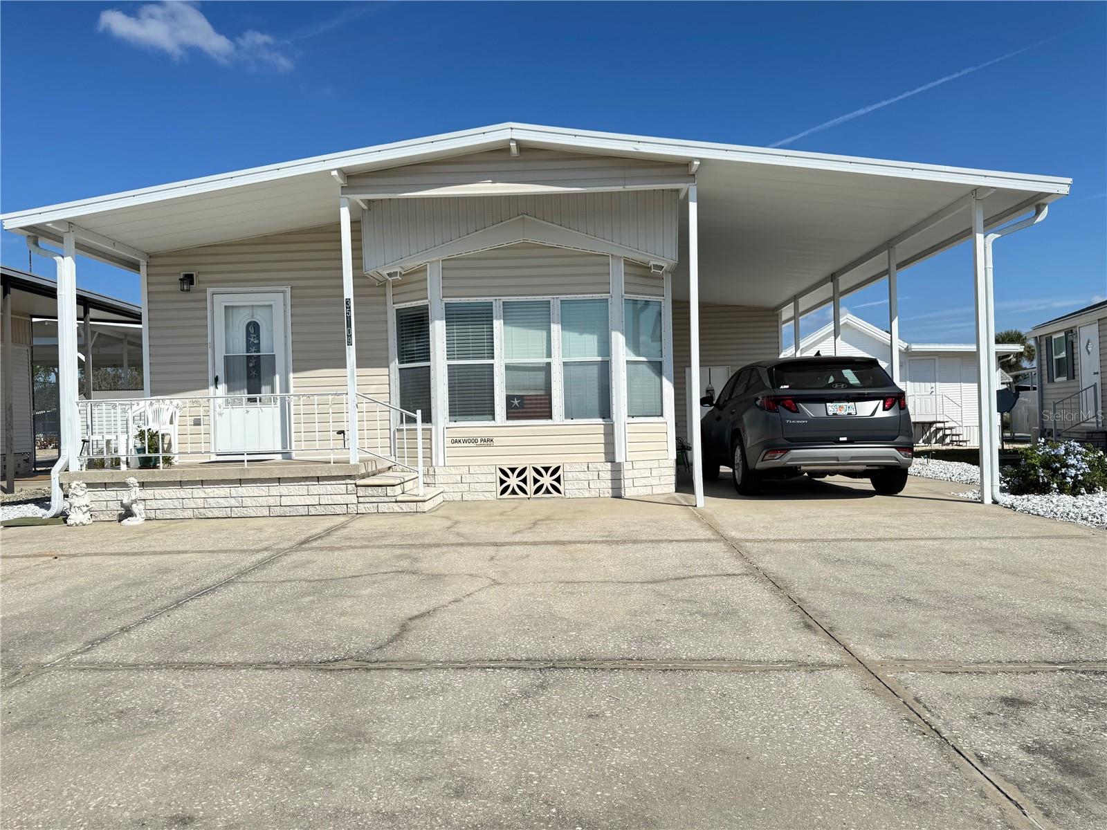 AMERICAN CONDOMINIUM PARKS ZEPHYRHILLS - Residential