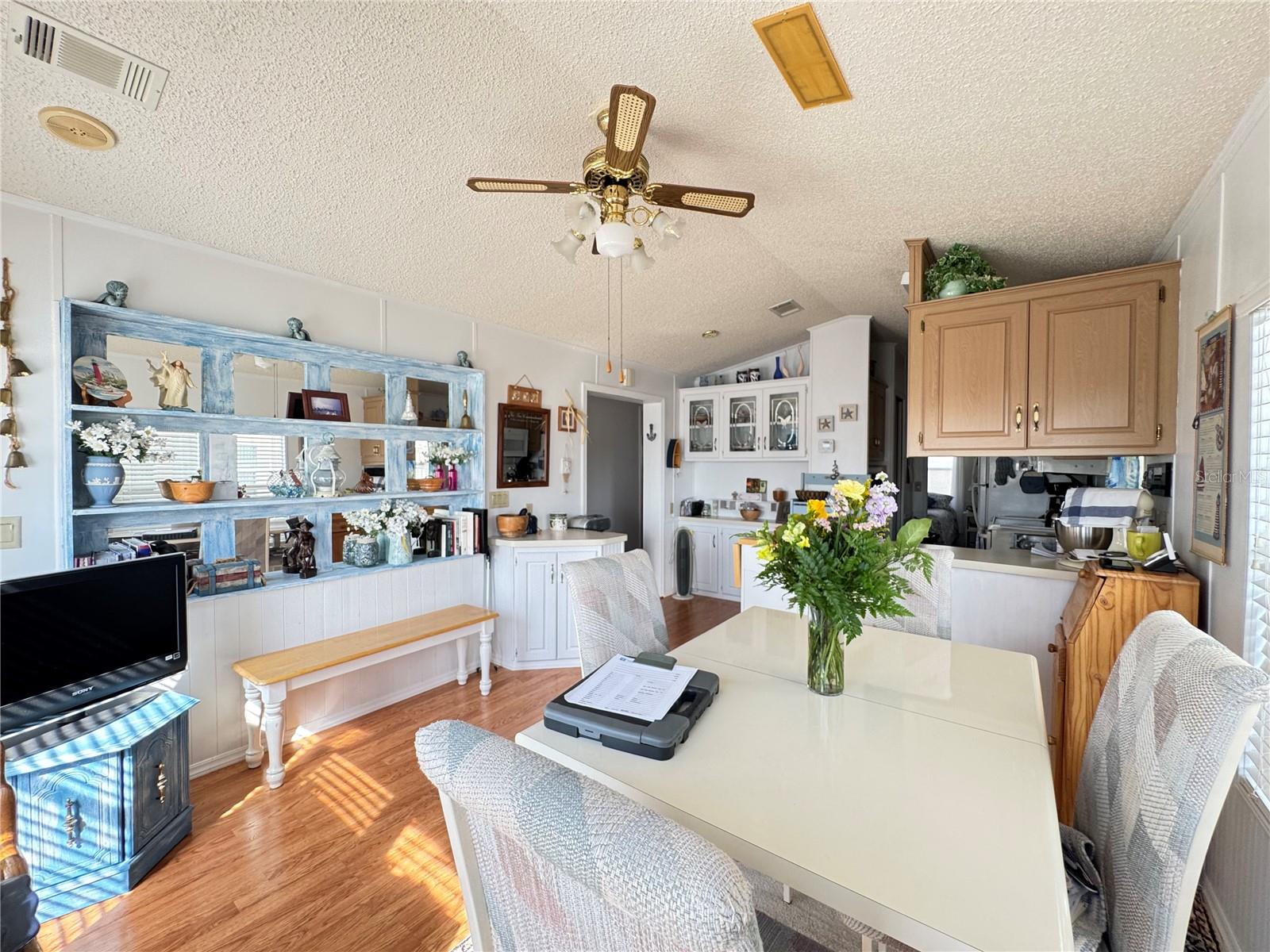 AMERICAN CONDOMINIUM PARKS ZEPHYRHILLS - Residential