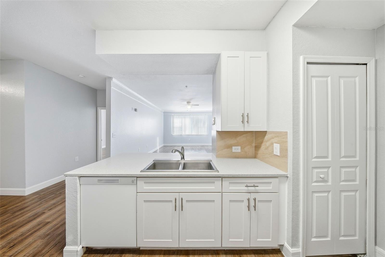 JADE AT TAMPA PALMS A CONDOMIN - Residential