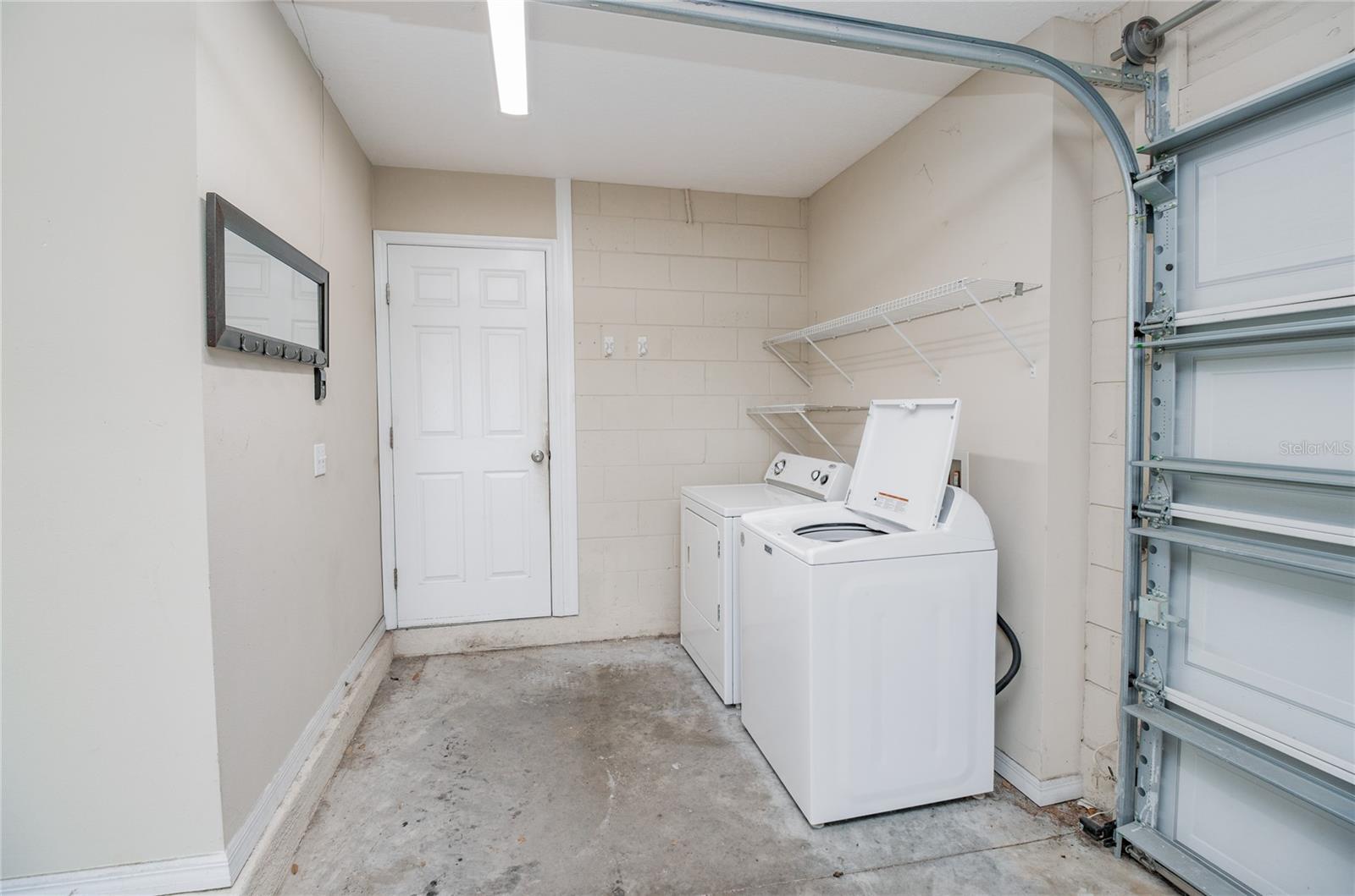 TRADITIONS PH 01 - Residential