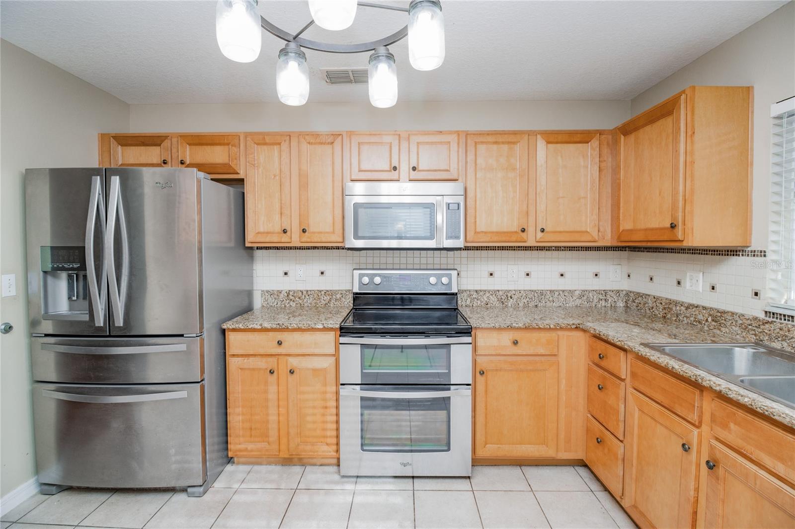 TRADITIONS PH 01 - Residential