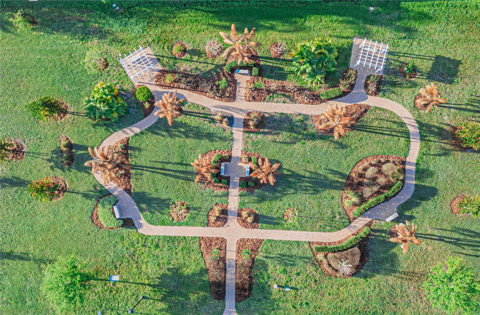 TRADITIONS PH 01 - Residential