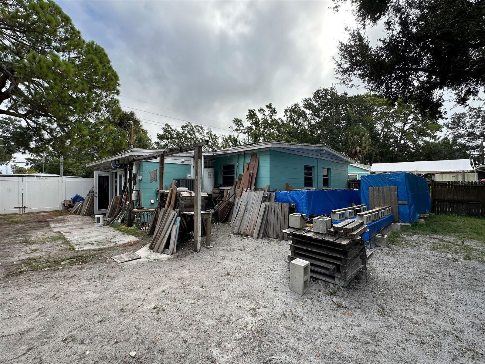 UNPLATTED - Residential