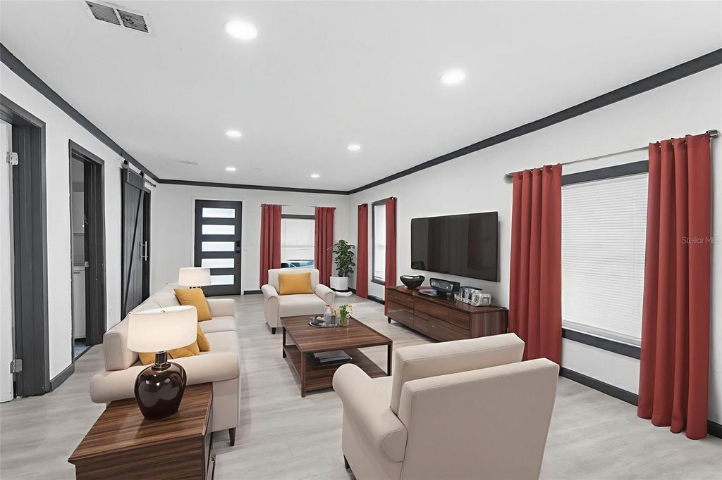 Photo of 9602 N 11th Street, Tampa, FL 33612 (MLS # TB8424114)