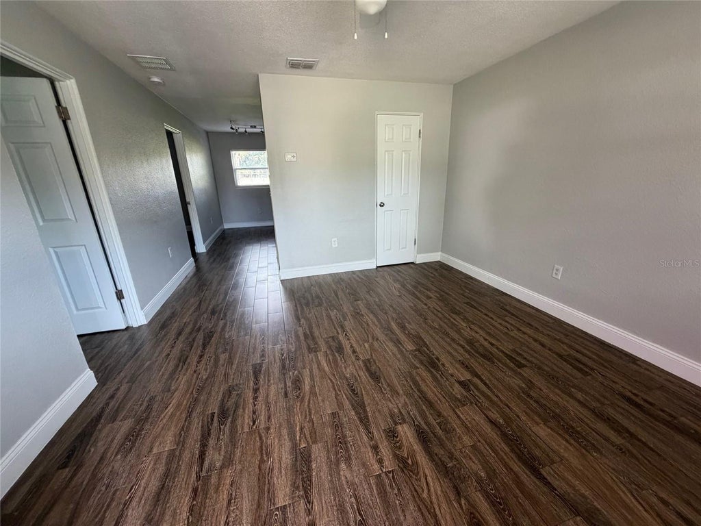 Photo of 502 Varsity Street, Winter Garden, FL 34787 (MLS # O6433127)