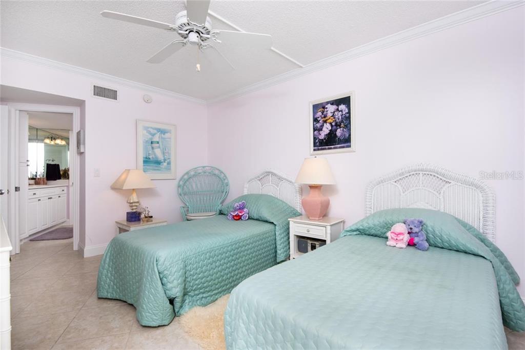 WESTCHESTER CONDO APTS UN 3 - Residential Lease