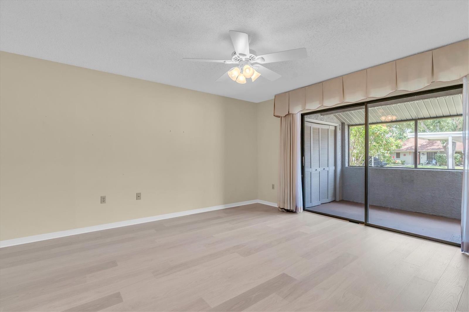 VILLAS OF LAKE ARBOR - Residential