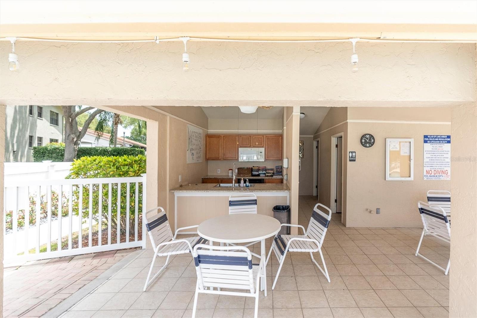 VILLAS OF LAKE ARBOR - Residential