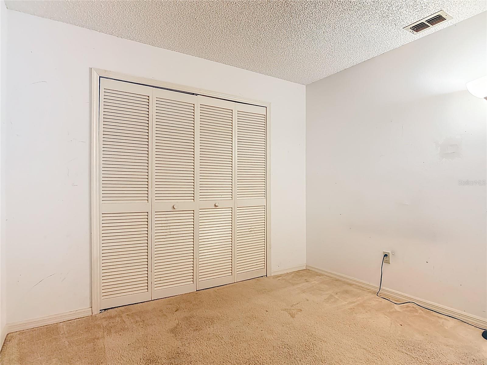 DELTONA LAKES UNIT 12 - Residential