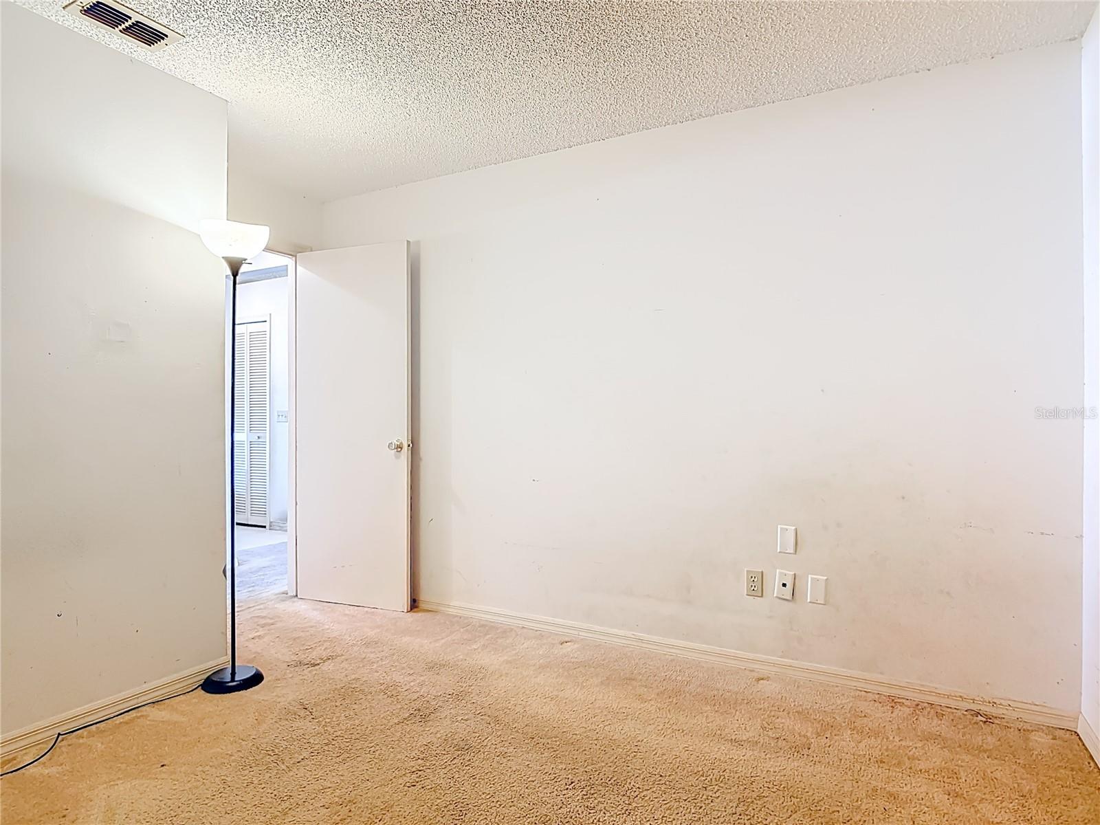 DELTONA LAKES UNIT 12 - Residential