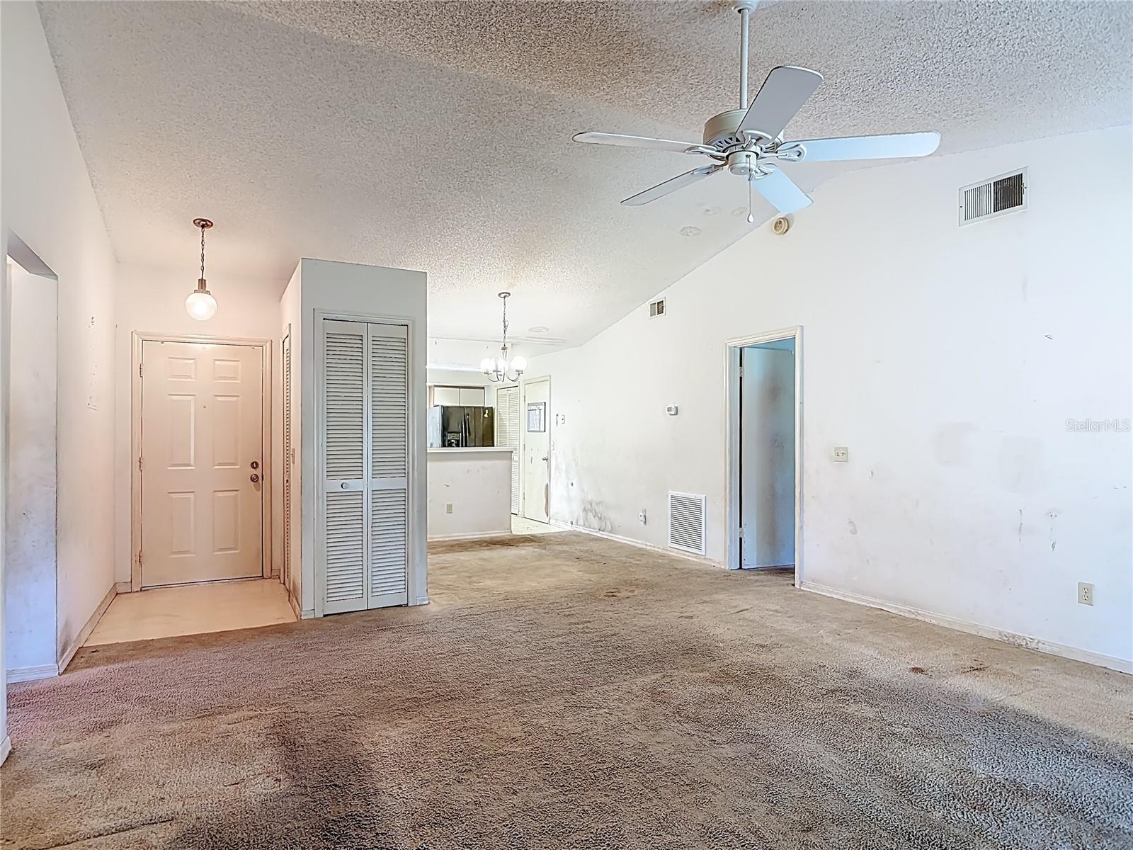 DELTONA LAKES UNIT 12 - Residential