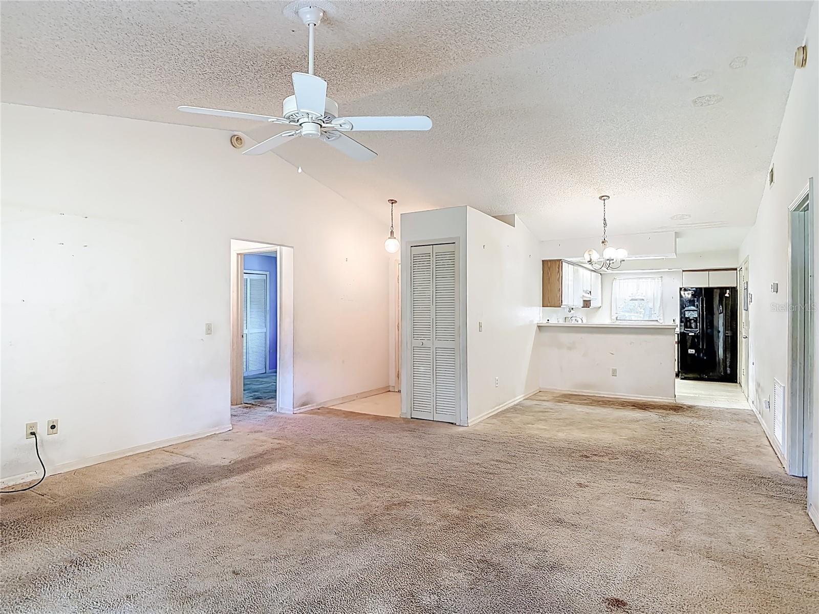 DELTONA LAKES UNIT 12 - Residential