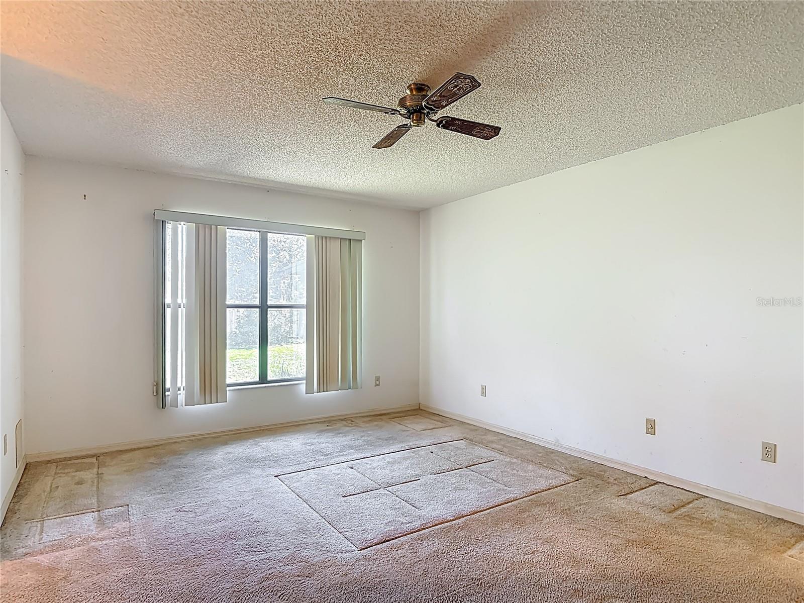 DELTONA LAKES UNIT 12 - Residential