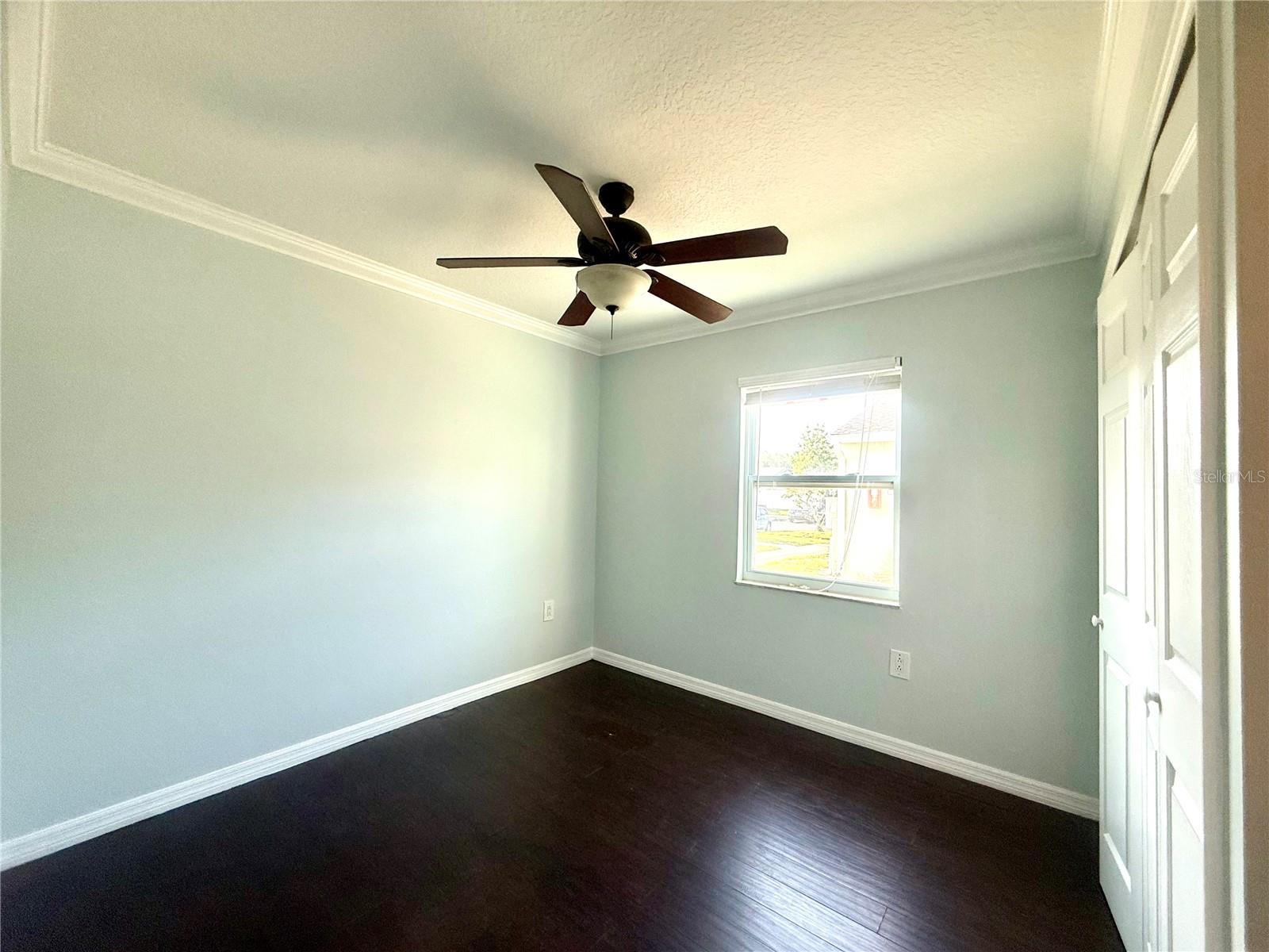 VILLAS OF LAKE MARY - Residential Lease