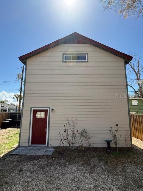 ST PETERSBURG INVESTMENT CO SUB - Residential Lease