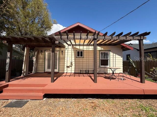 ST PETERSBURG INVESTMENT CO SUB - Residential Lease