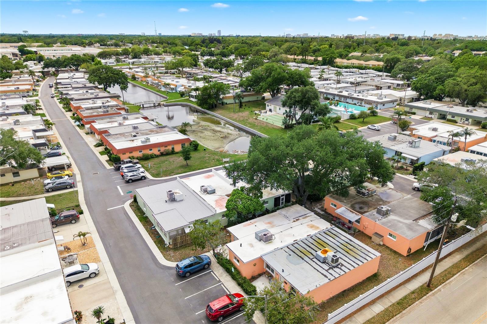 SKYE LOCH VILLAS UNREC - Residential