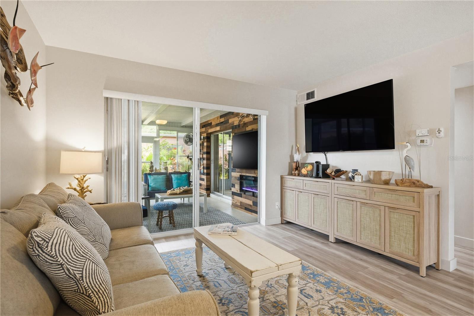 SKYE LOCH VILLAS UNREC - Residential