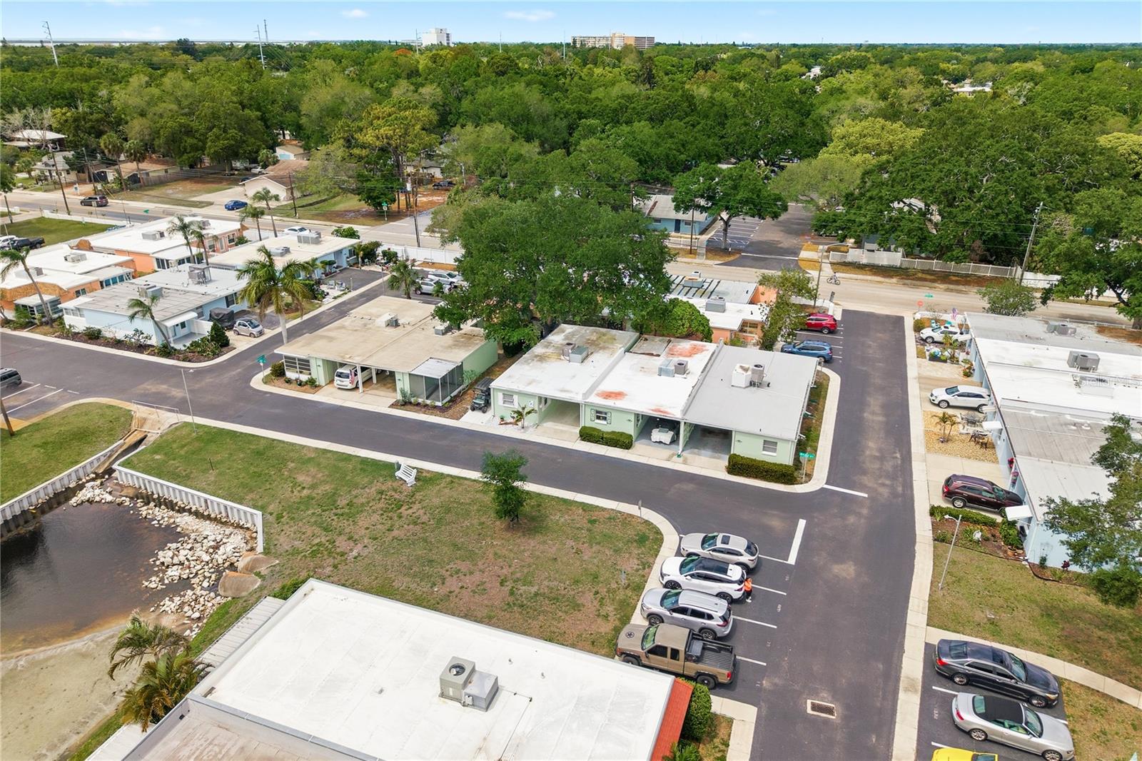 SKYE LOCH VILLAS UNREC - Residential