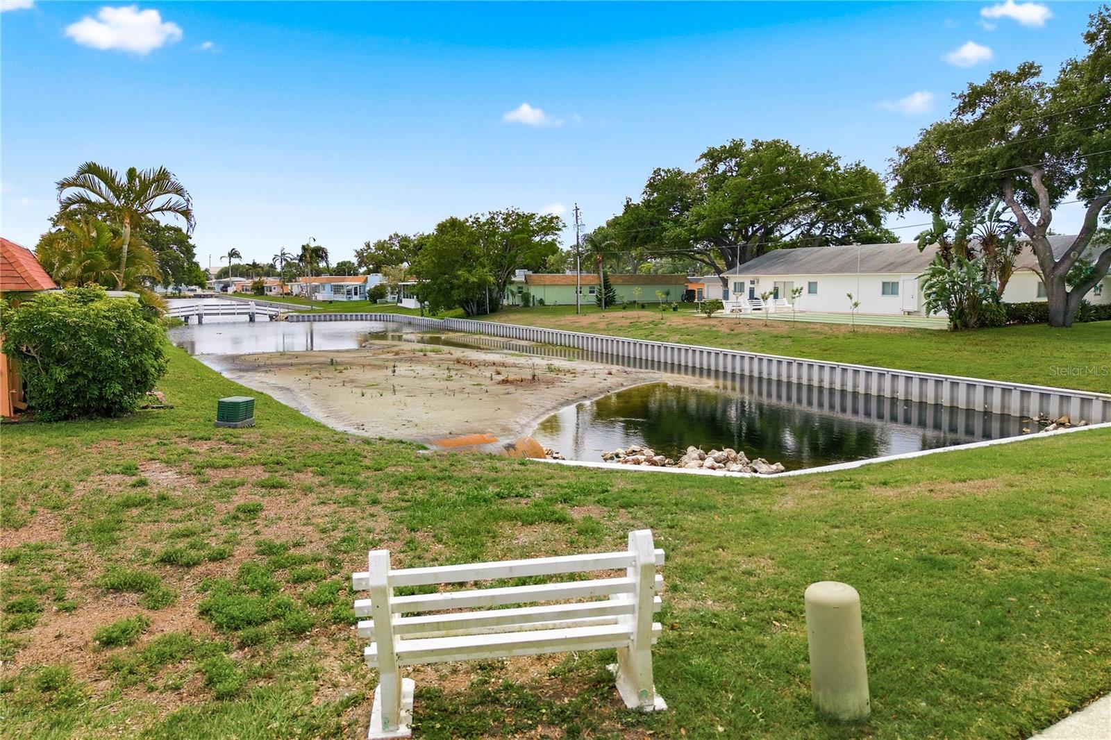 SKYE LOCH VILLAS UNREC - Residential