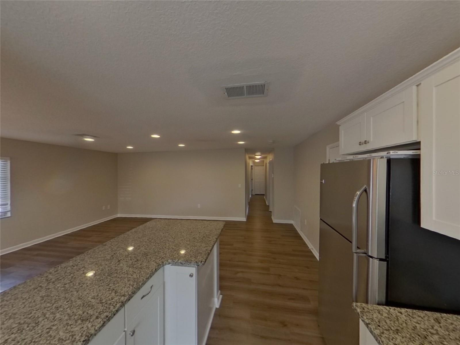 HIGHLAND CREST 2 - Residential Lease