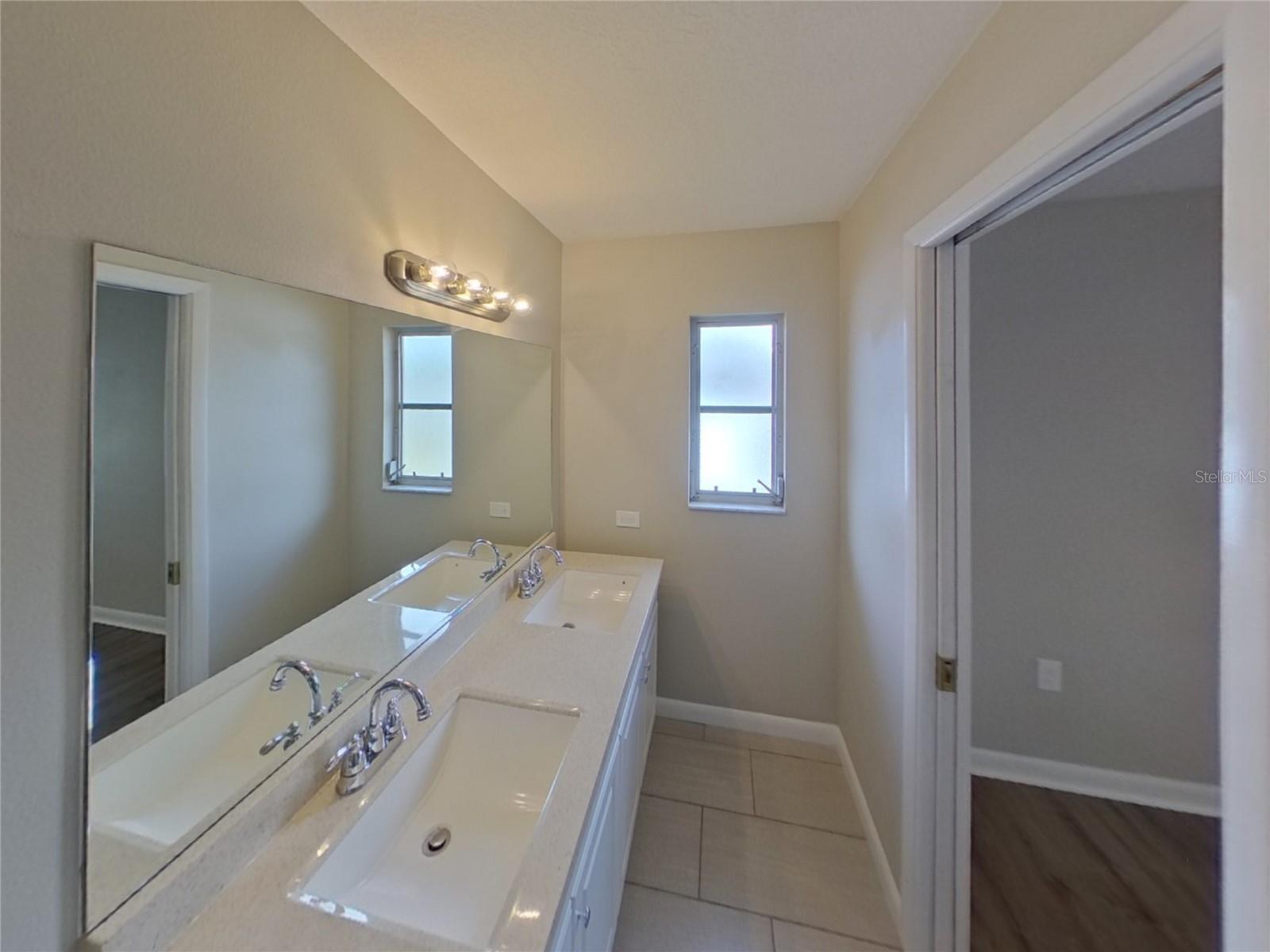 HIGHLAND CREST 2 - Residential Lease