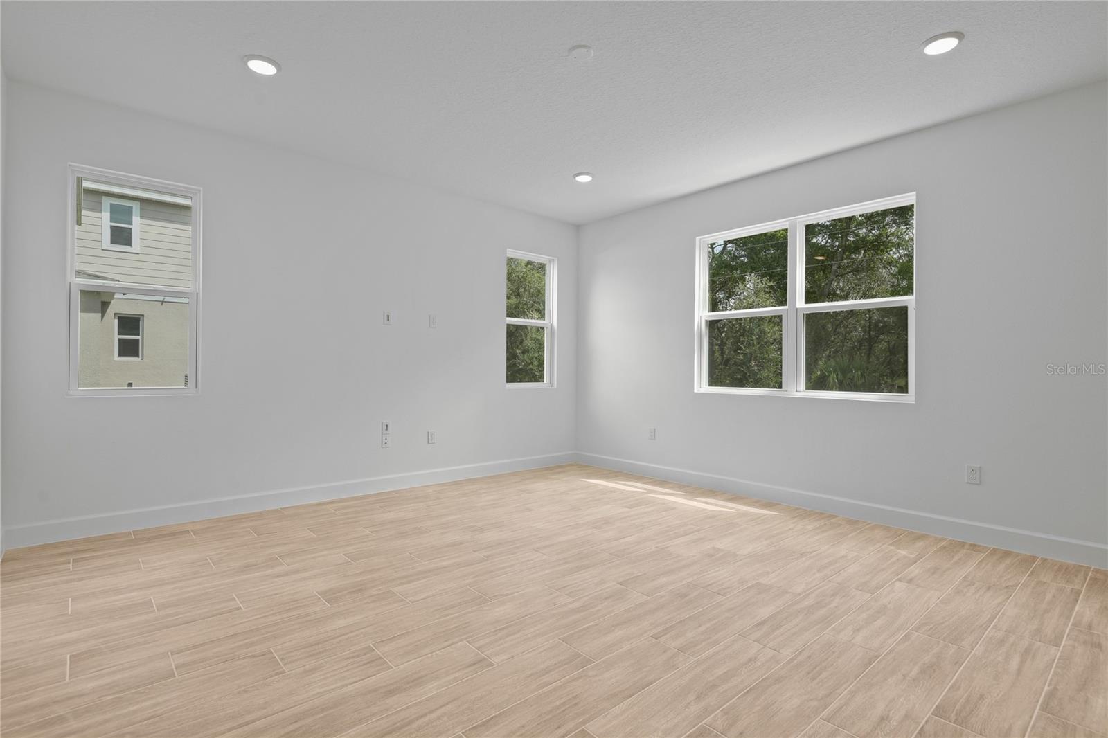 SEASONS AT WEKIVA RIDGE - Residential