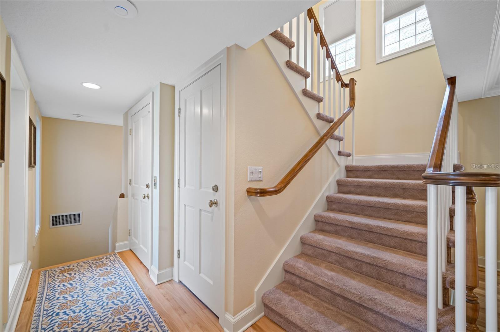 LONE PALM BEACH - Residential