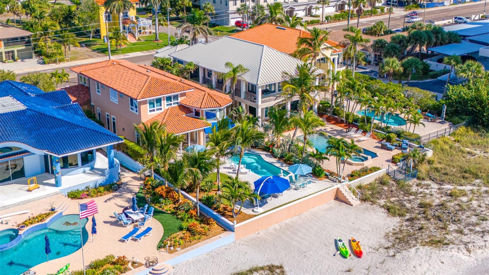 LONE PALM BEACH - Residential