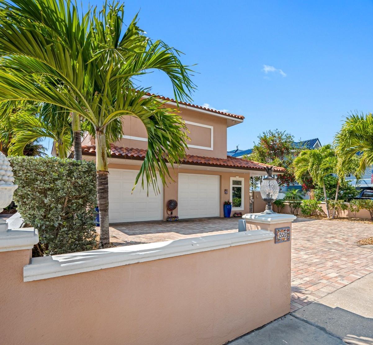 LONE PALM BEACH - Residential