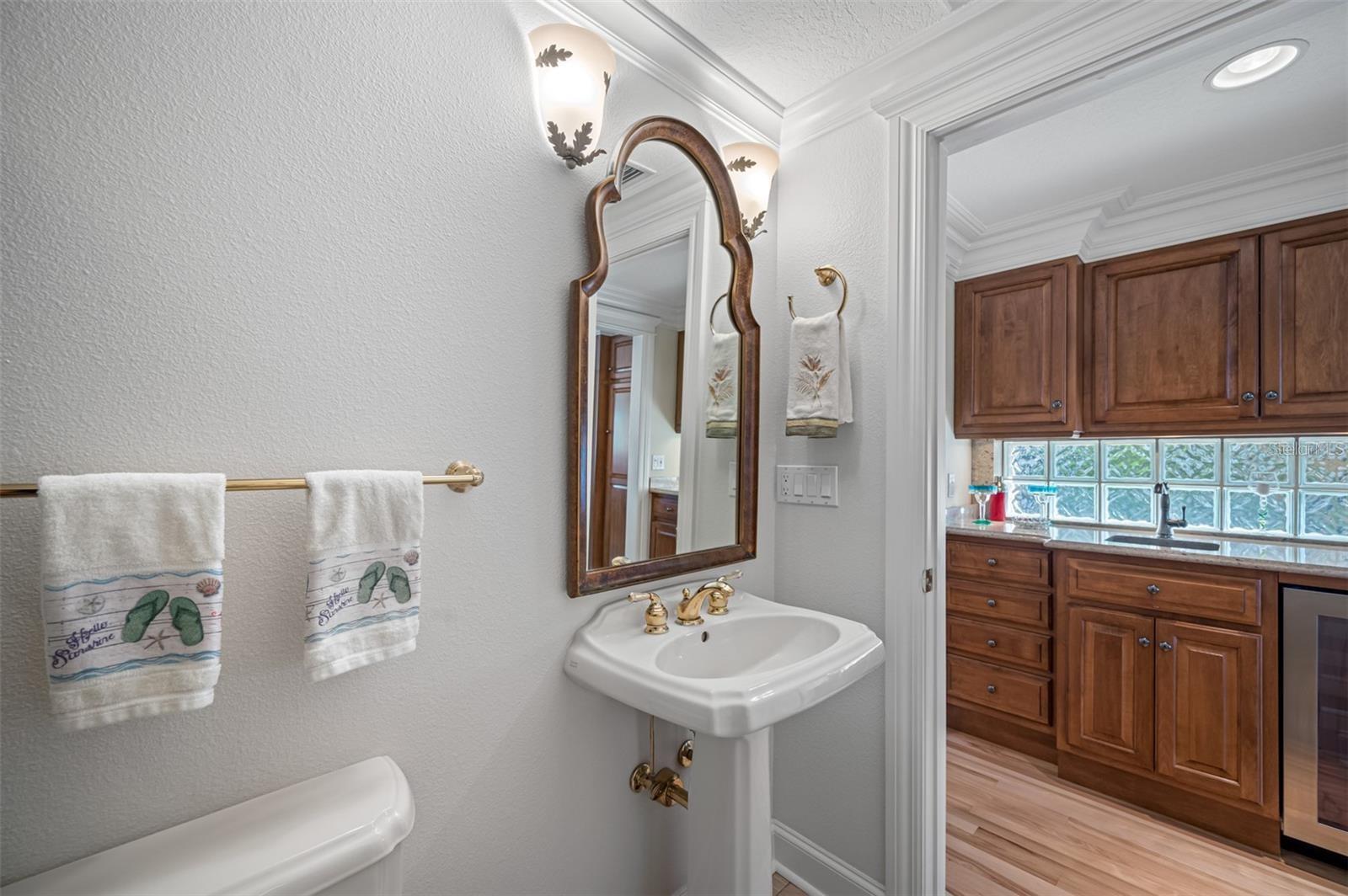 LONE PALM BEACH - Residential