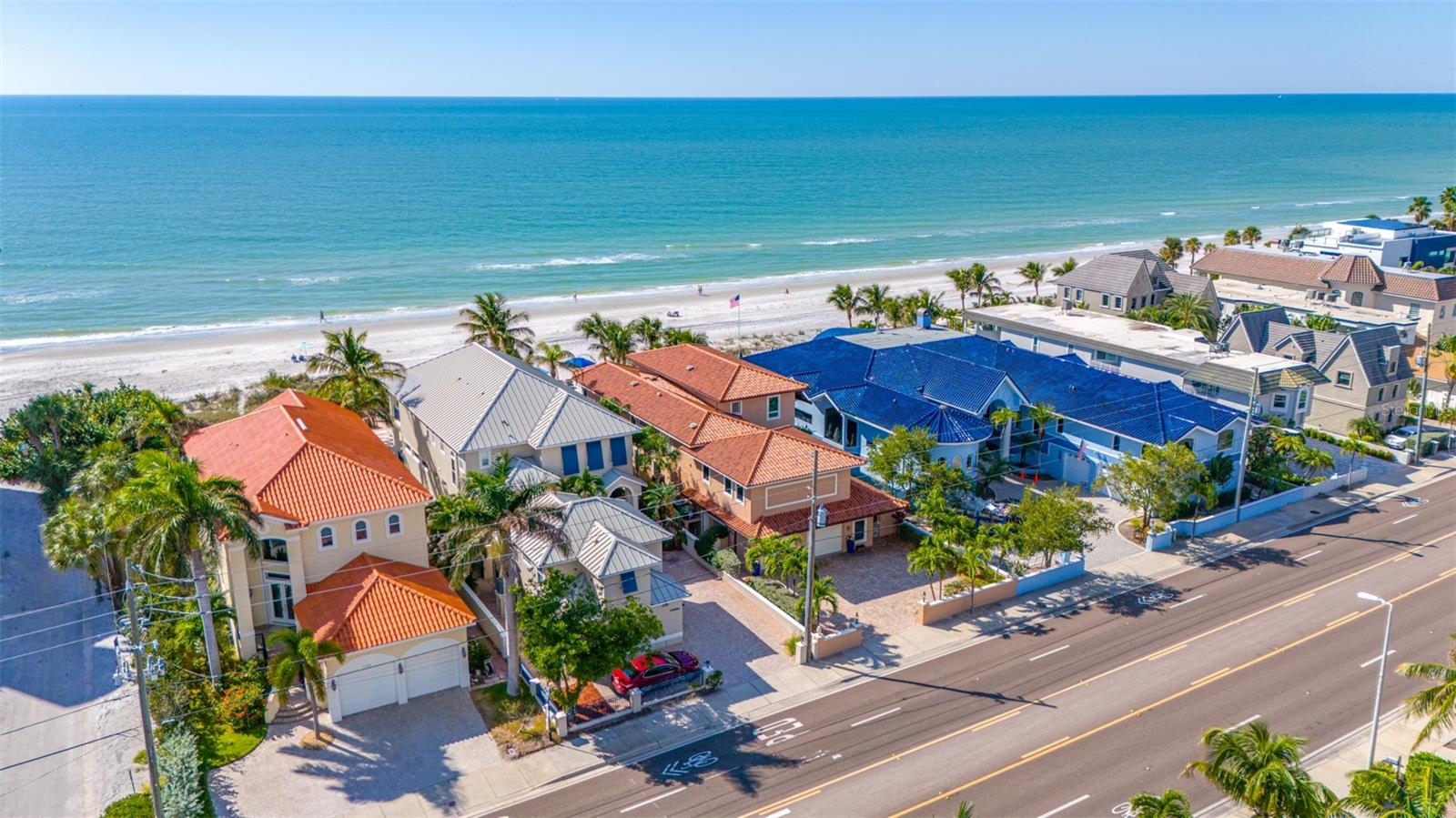 LONE PALM BEACH - Residential