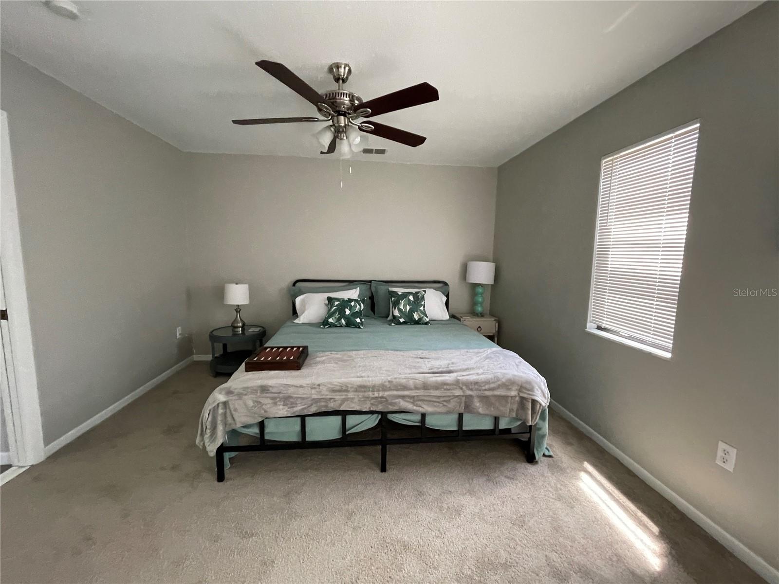 SEASIDE POINT - Residential Lease