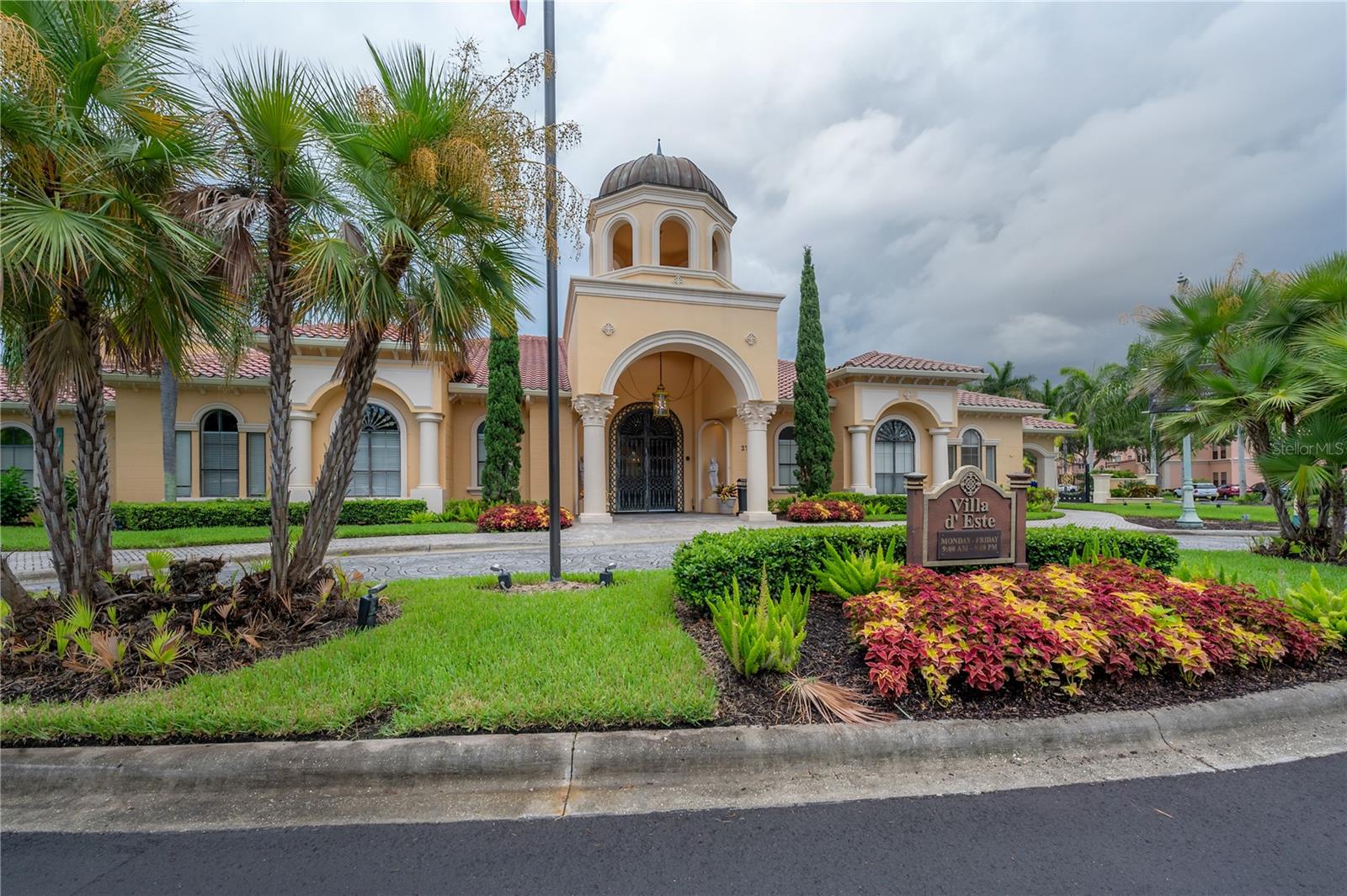 GRAND BELLAGIO AT BAYWATCH CONDO THE - Residential