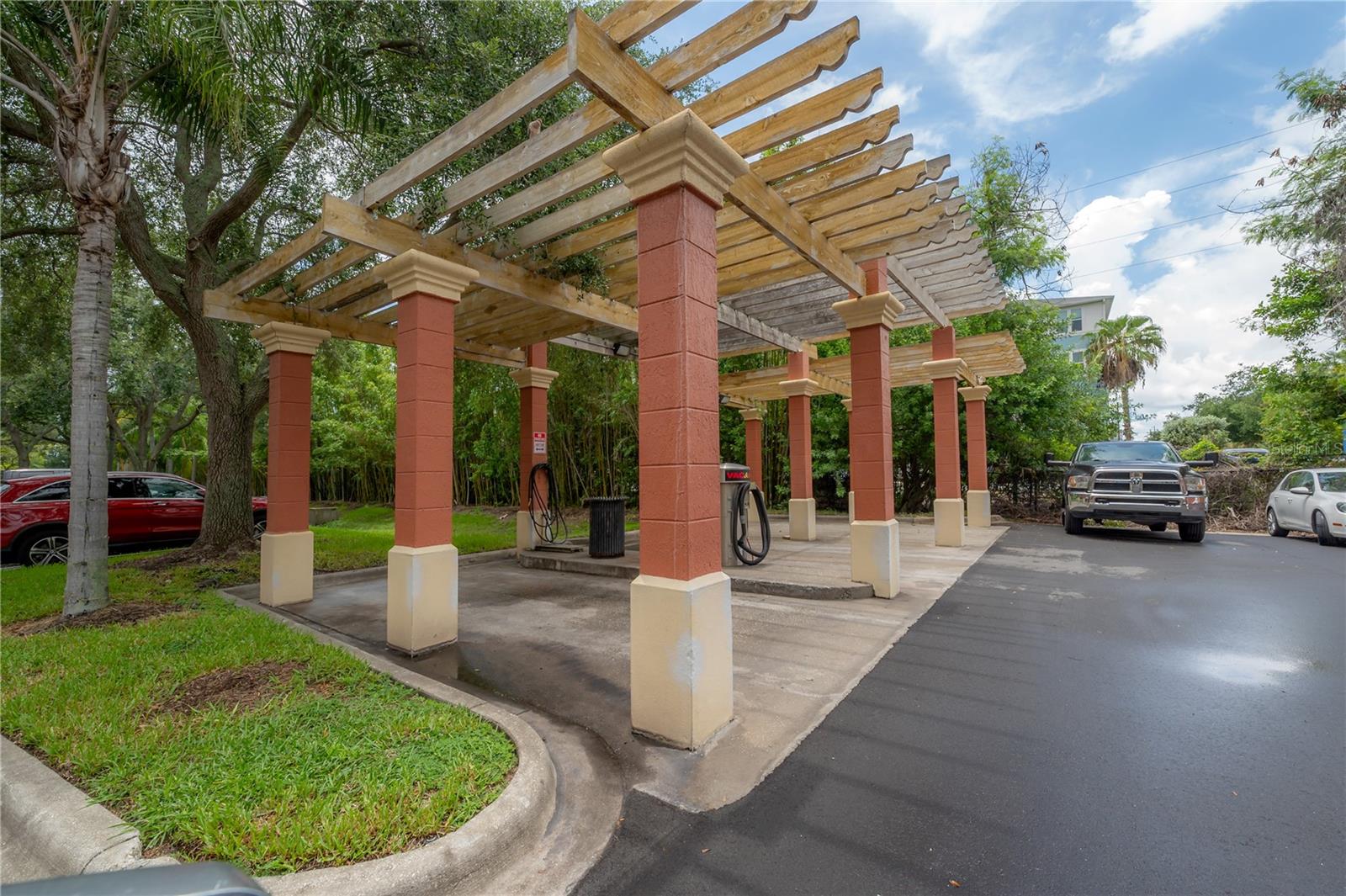 GRAND BELLAGIO AT BAYWATCH CONDO THE - Residential