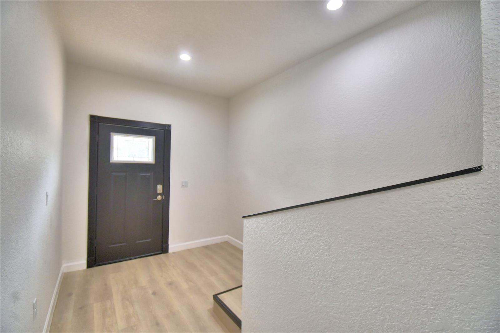 AVON PARK LAKES - Residential