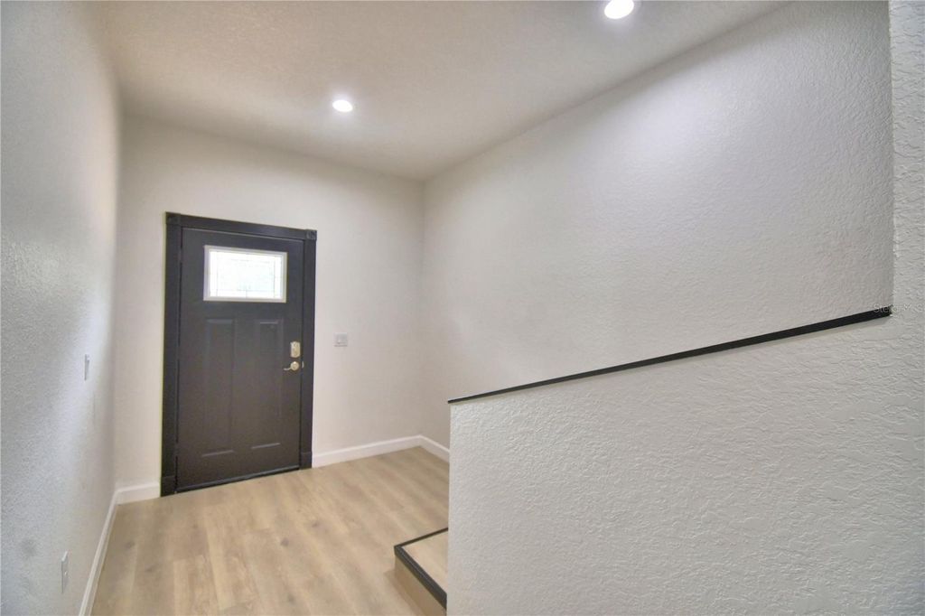 Photo of 2264 W Longbottom Road, Avon Park, FL 33825 (MLS # L4960438)