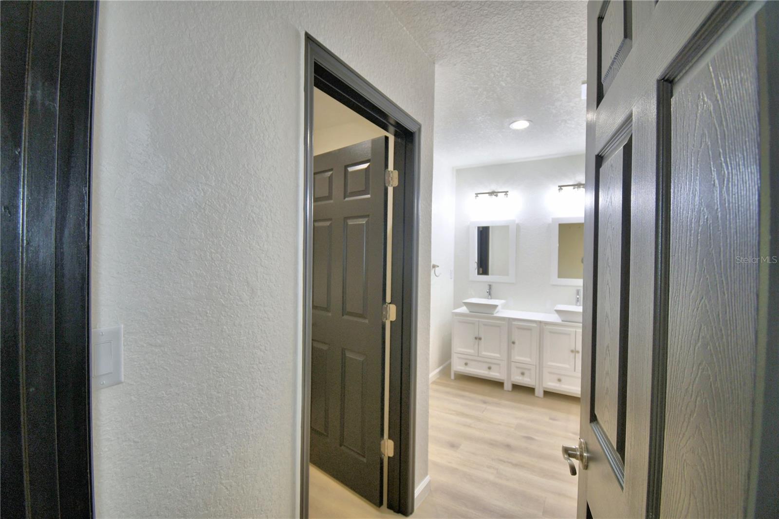 AVON PARK LAKES - Residential