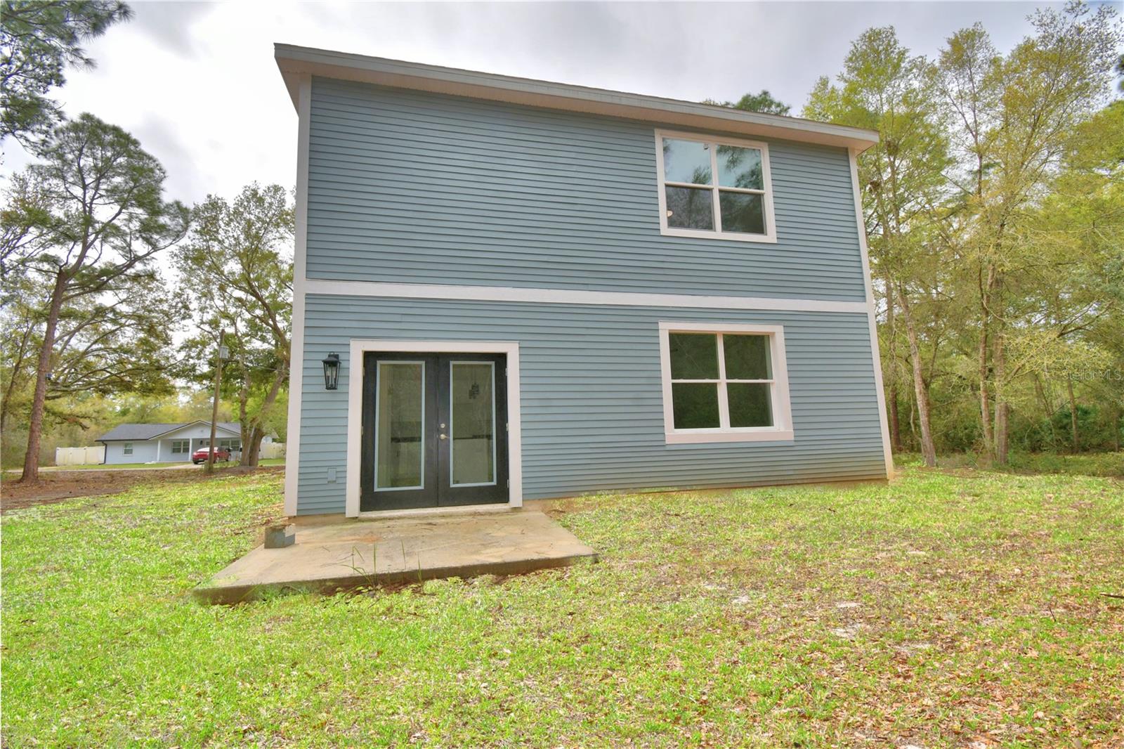 AVON PARK LAKES - Residential