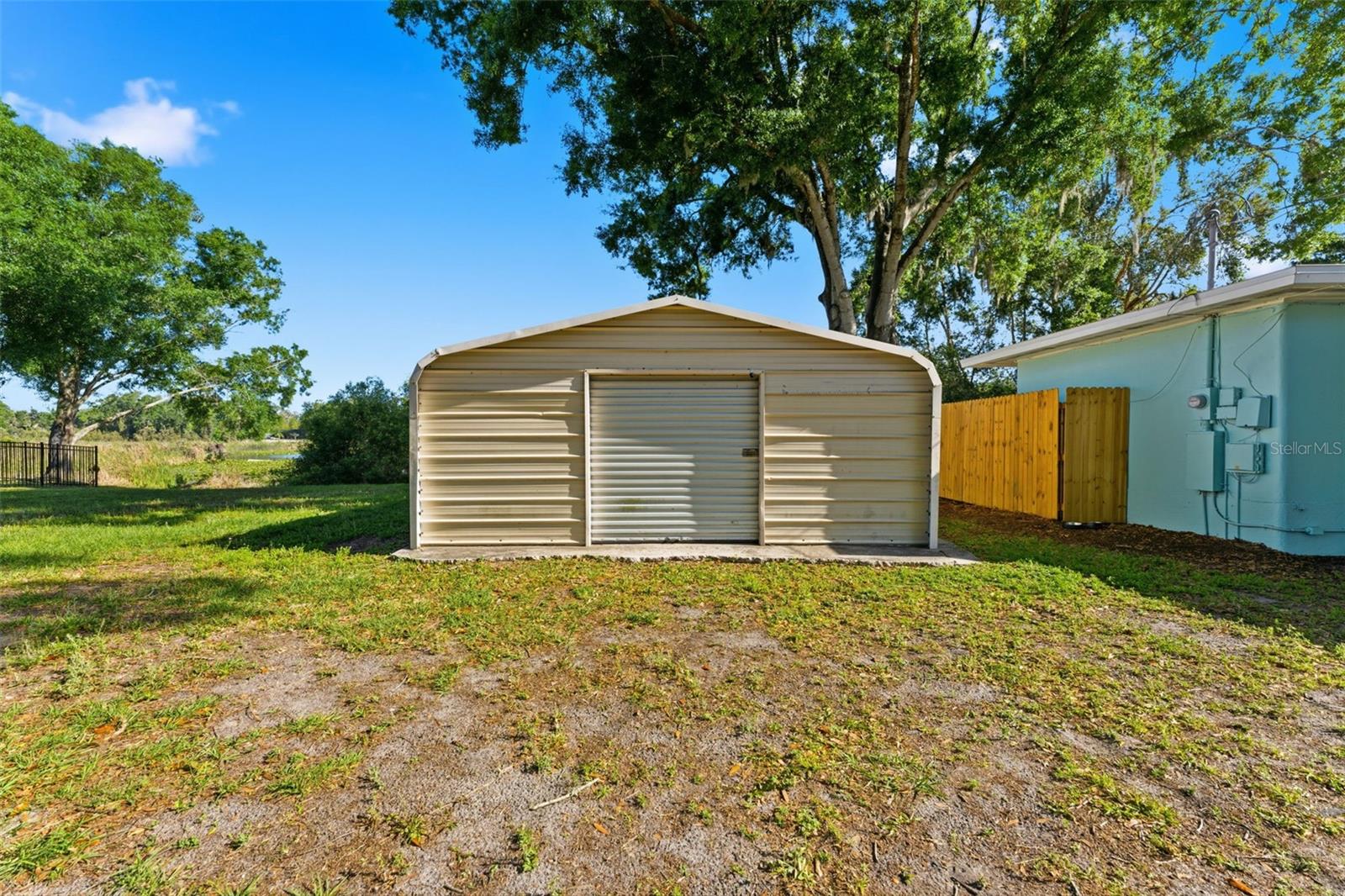 UNPLATTED - Residential