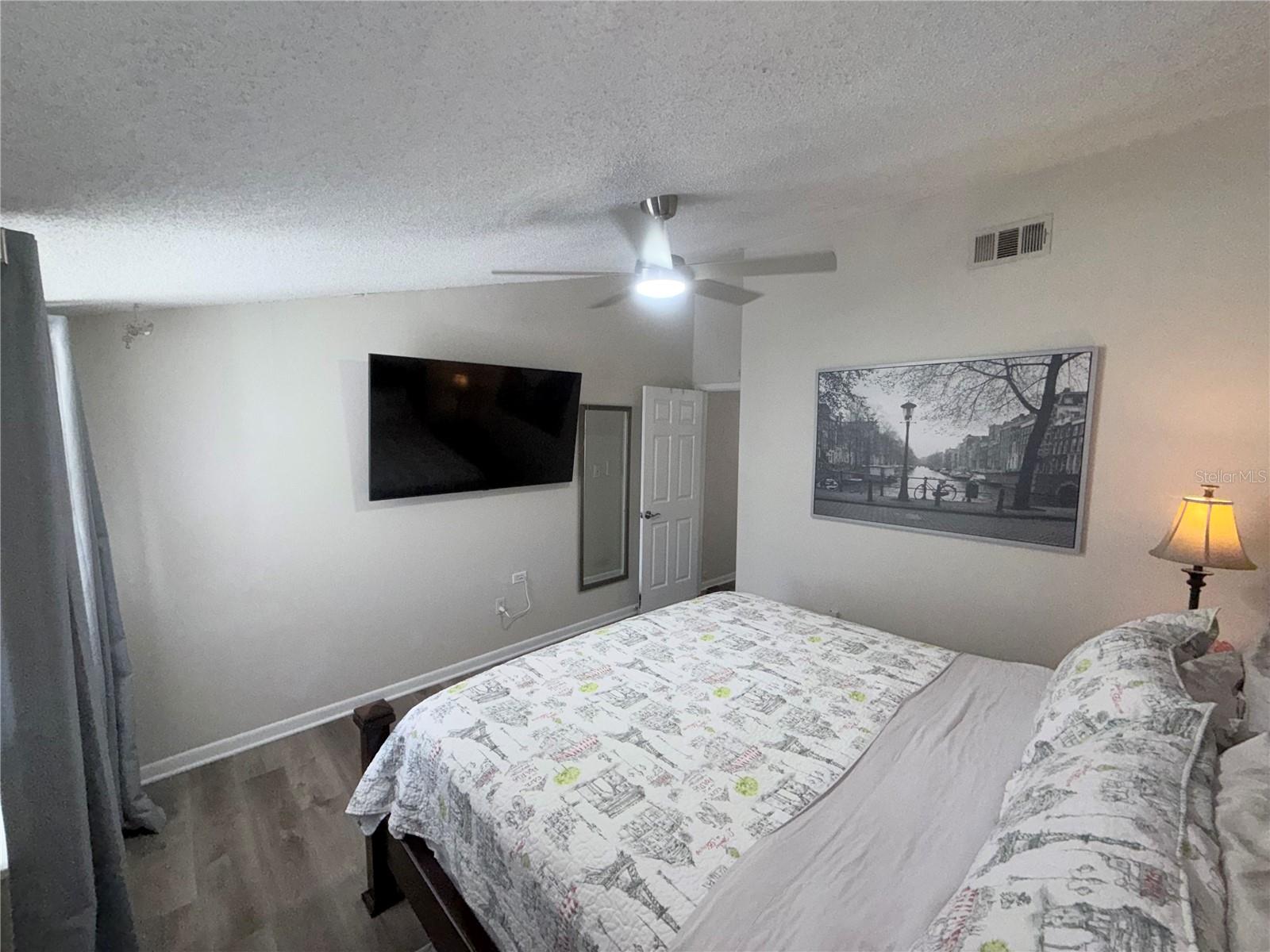 TOWNN COUNTRY VILLAS A CONDO - Residential