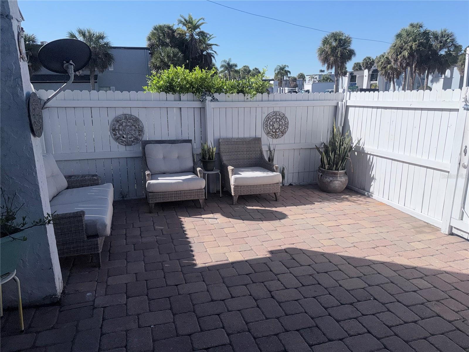 TOWNN COUNTRY VILLAS A CONDO - Residential