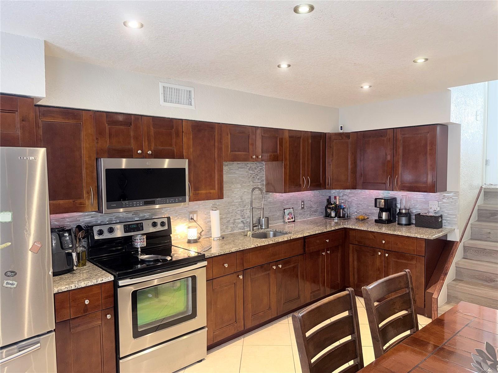 TOWNN COUNTRY VILLAS A CONDO - Residential