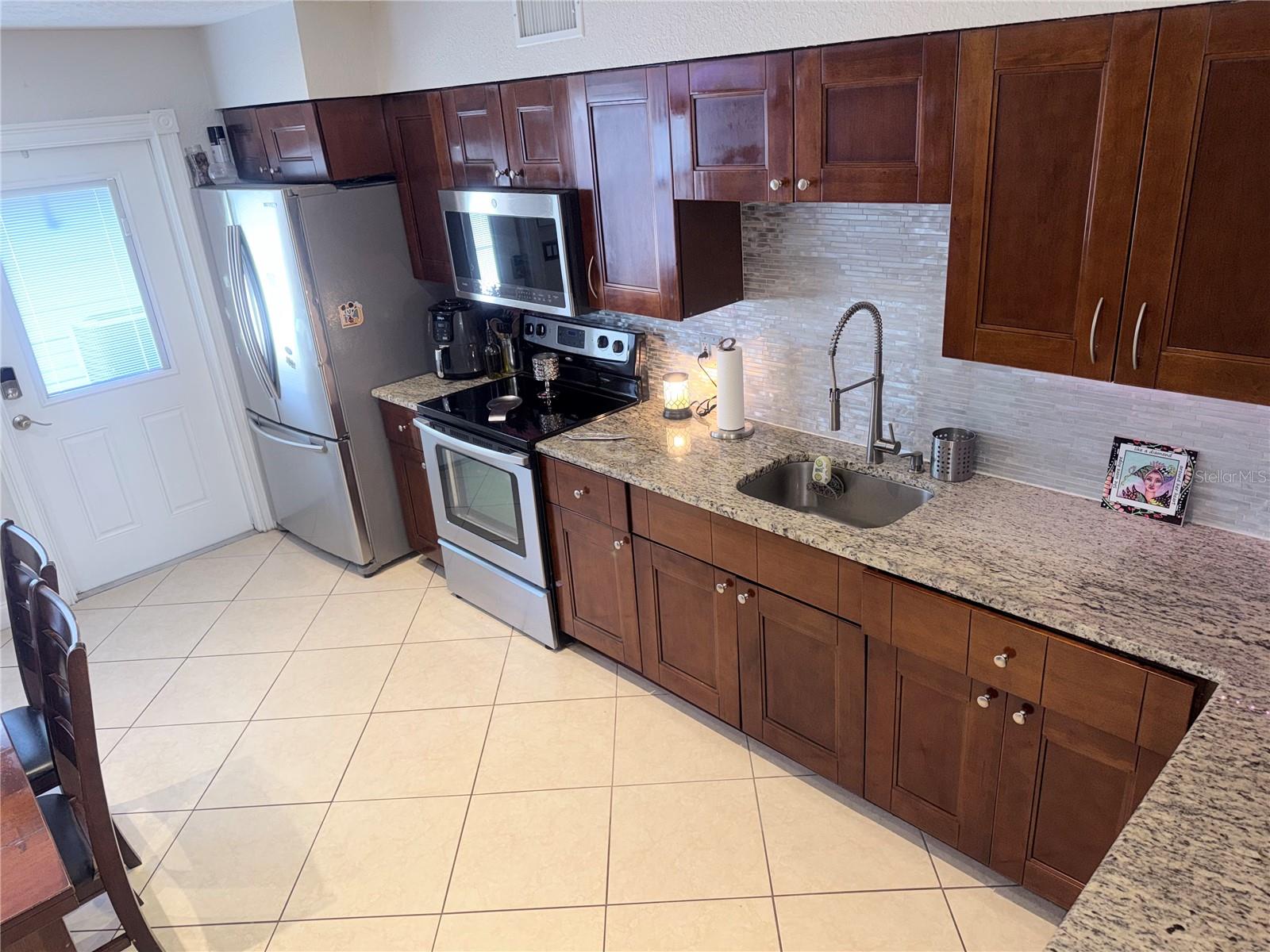 TOWNN COUNTRY VILLAS A CONDO - Residential