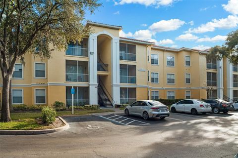 Condominium in MAITLAND FL 1375 LAKE SHADOW CIRCLE.jpg