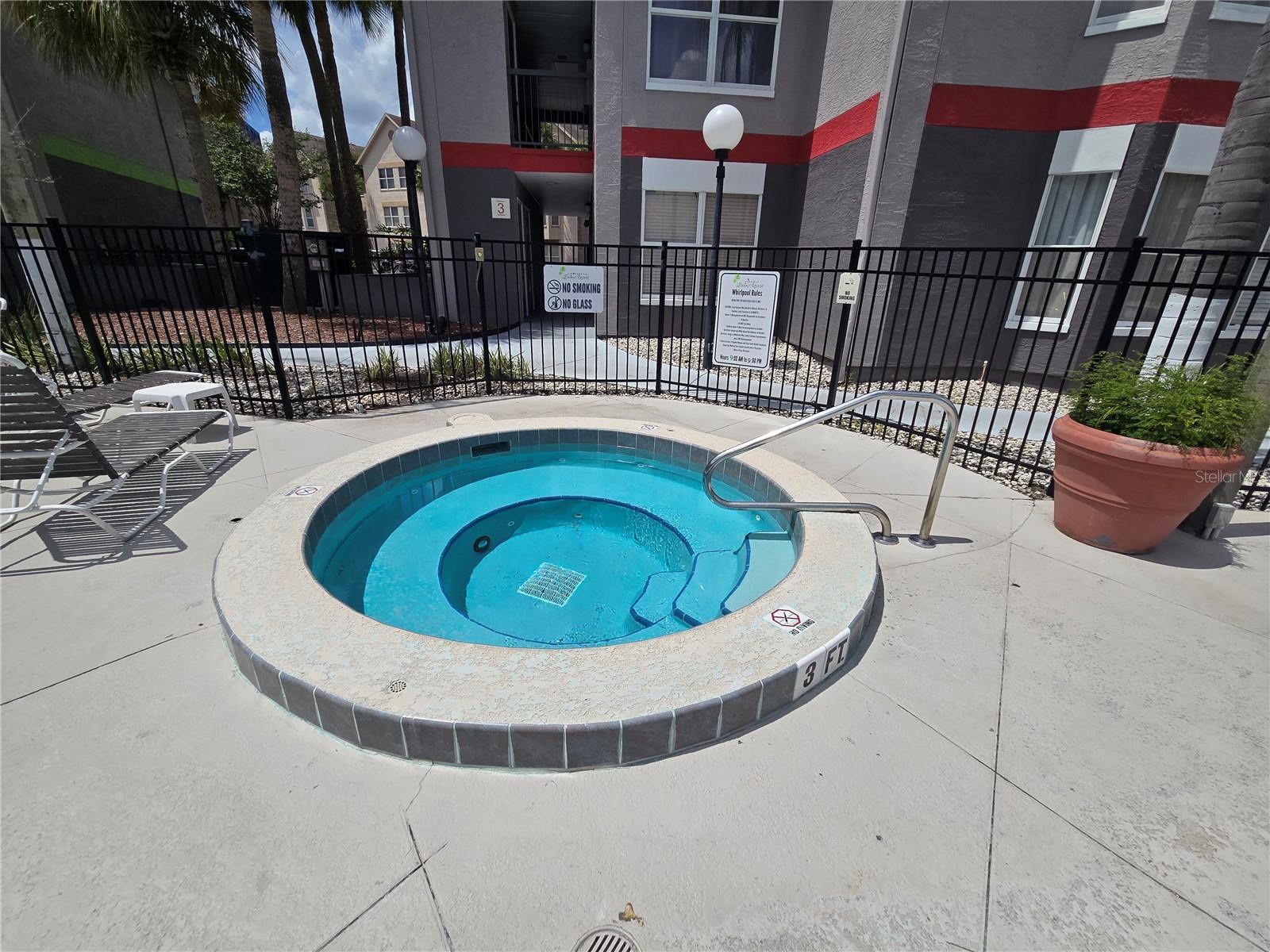 PARKWAY PALMS RESORT MAINGATE CONDO - Residential