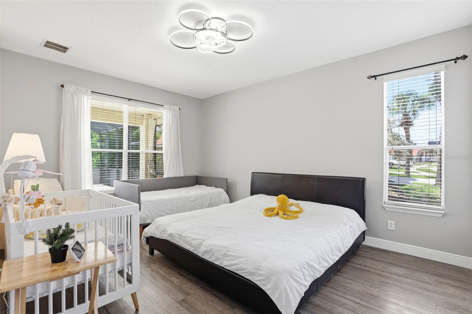 AVIANA PH 01 - Residential