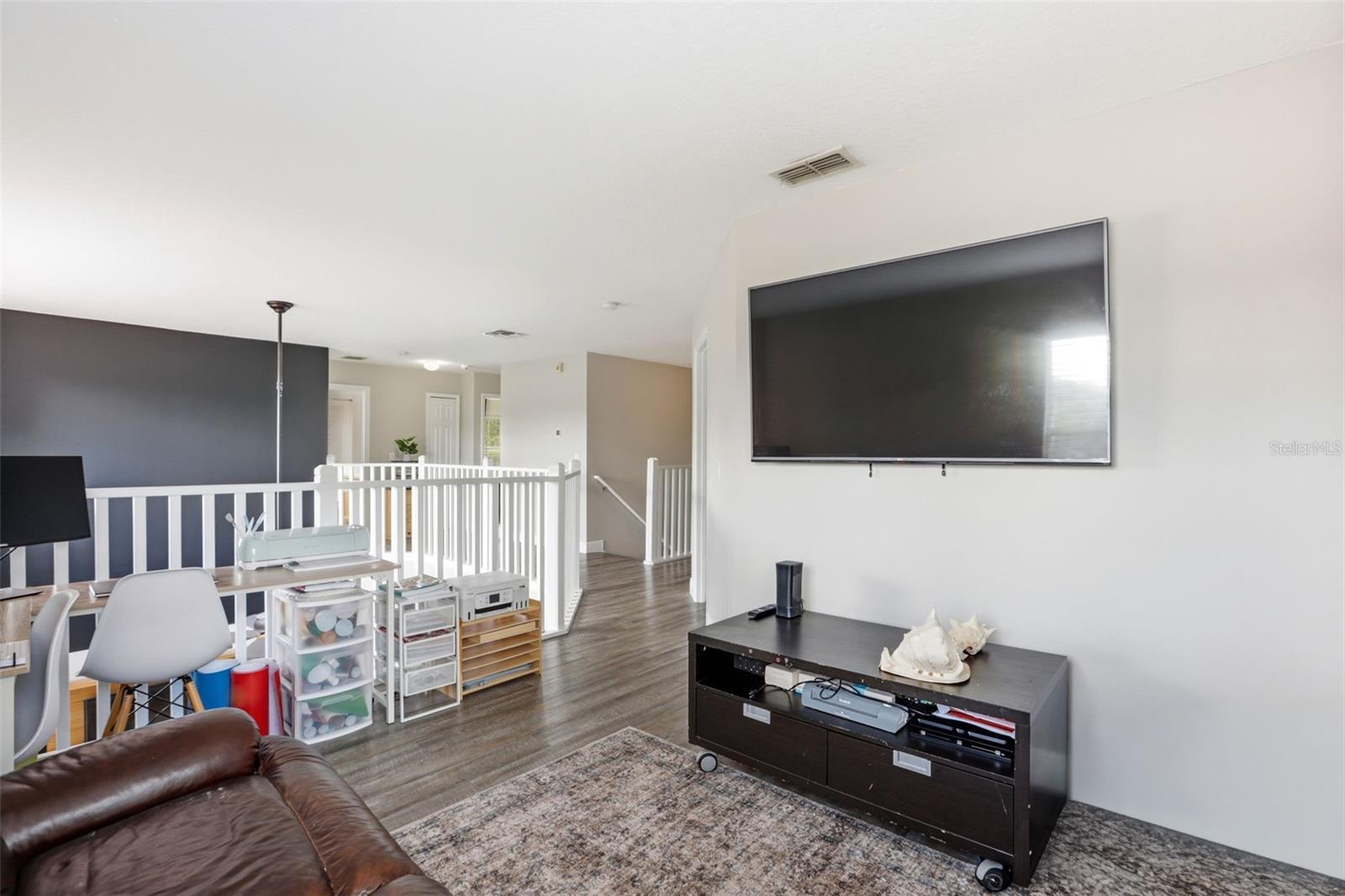 AVIANA PH 01 - Residential