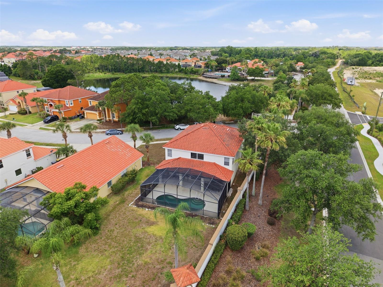 AVIANA PH 01 - Residential