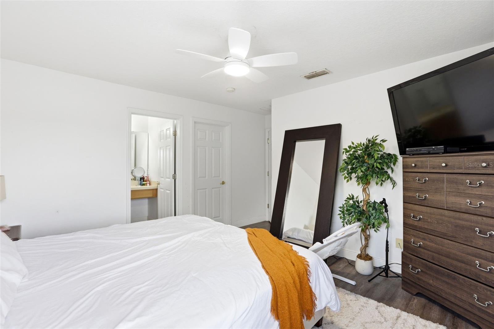 AVIANA PH 01 - Residential
